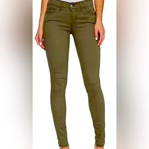 Levi Skinny 711 (Military Green)